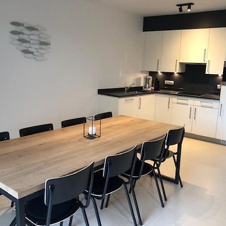 Vakantie Appartement Allure, Met Zuidgericht Tuintje Oostende Ngoại thất bức ảnh
